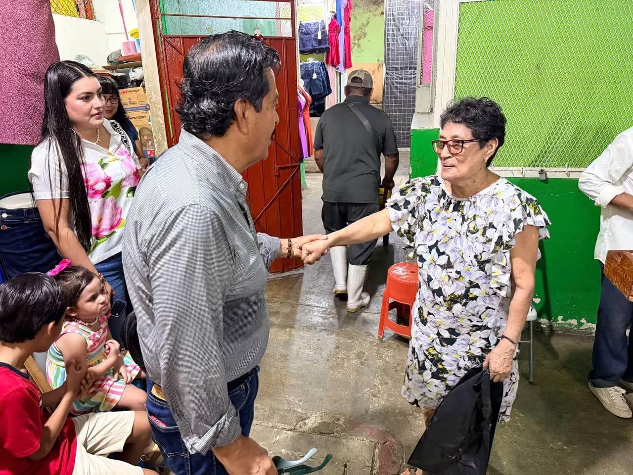 🎉 Gobierno Municipal de Tonalá reconoce a las y los locatarios en su día